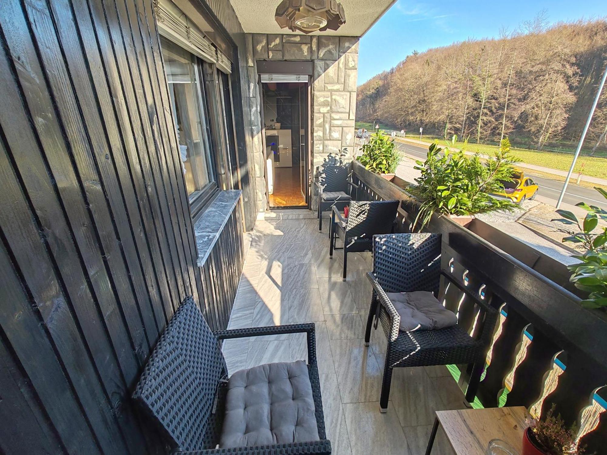 Apartment Preseren Šmarješke Toplice Esterno foto